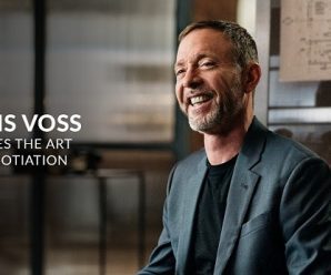 [MasterClass] Chris Voss Teaches the Art of Negotiation